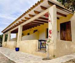 Meridium Apartments and Beach Club