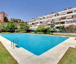 Del Parque Flats - Golf and Beach