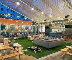 Element Austin Downtown