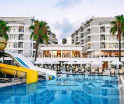 Hotel Royal Atlantis Beach