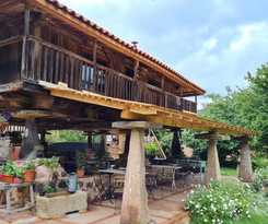 Hostel La Figal de Xugabolos, Salas