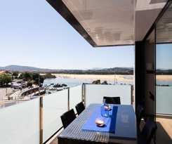 Playa De Los Barcos