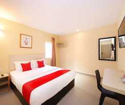 Hotel Super OYO 635 Seven Days 