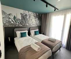 Eleven by Warren Collection