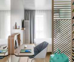 Hotel OKKO Nice Aéroport