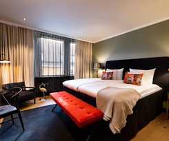 U14 Autograph Collection