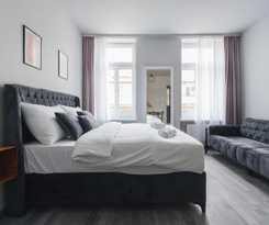  Malfatti Urban Oasis