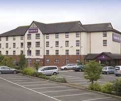 Premier Inn Glasgow Stepps (M80, J3)
