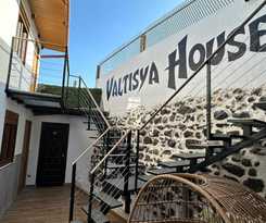 Valtisya House Pool and Airport