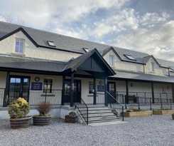 Loch Ness Bunk Inn