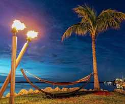 Islander Bayside Villas and Boatslips