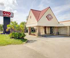 Hotel OYO Hotel Dundee By Crystal Lake