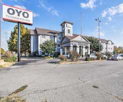 OYO Townhouse Oklahoma City Airport