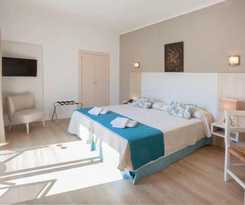 Hotel Petit Garden by Flacalco