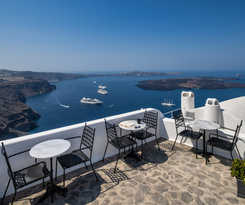 Eteoro Suites