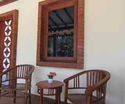 Nia Maretta House Syariah