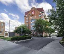 Red Roof Inn PLUS+ Columbus Downtown-Convention Center