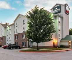 Hotel HomeTowne Studios and Suites by Red Roof Bentonville