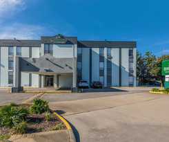 Hotel HomeTowne Studios By Red Roof Newport News &ndash; Hampton West