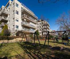 MGR Pokoje w samym Centrum Warszawy by Metro Rondo ONZ - SUPER Bed and Breakfast Year23