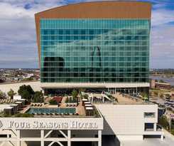 Four Seasons St Louis
