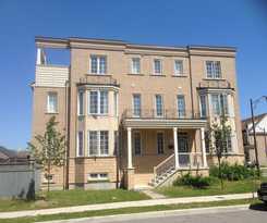 Hotel Toronto North Travellers Home