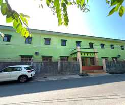 Hotel Hotel O Kost Gowa Near Gowa