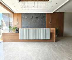 Hotel The Sky Imperial Kailash
