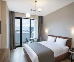 Hotel Steps Batumi And Suites