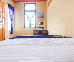 Oyo Life 92962 Apartement Sentraland