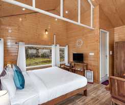 Hotel Vinyasa Resort