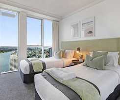 Chevron Renaissance - Wow Stay