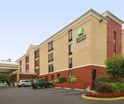 Hotel Holiday Inn Express Fairfax - Arlington Boulevard, An Ihg