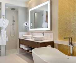 Hotel Villa La Valencia Beach Resort And Spa