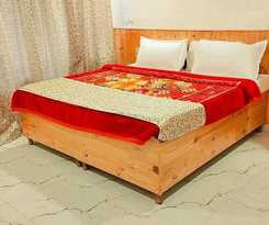 Hotel Seraj International