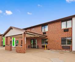 Ramada by Wyndham Cedar Rapids South
