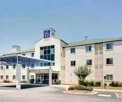 Ramada By Wyndham Lithia Springs Atlanta