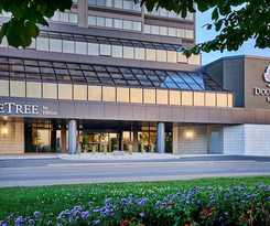 Hotel Doubletree By Hilton Windsor And Suites