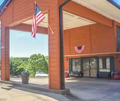 Hotel Days Inn By Wyndham Branson Near Theatre District