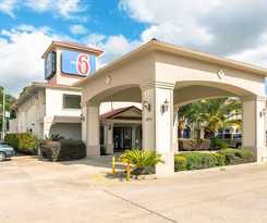 Motel 6 Sulphur, La