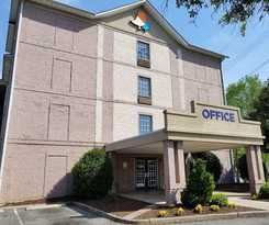 Intown Suites Extended Stay Select Hampton