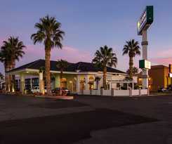 Hotel St. George Inn And Suites