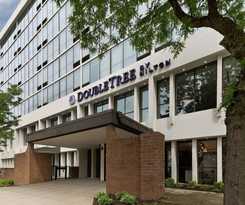 Hotel Doubletree By Hilton Jamestown