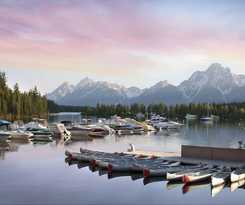 Hotel Colter Bay Village