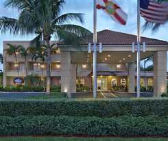 Hotel Fairfield Inn And Suites By Marriott Palm Beach