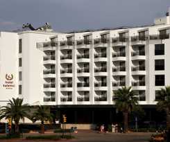 Lalila Blue Suites