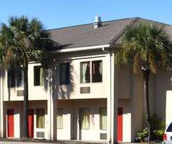 Guest Cottage And Suites