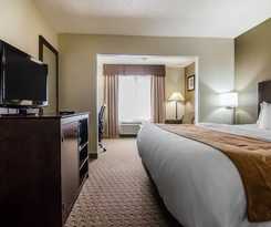 Hotel Quality Suites St. Joseph