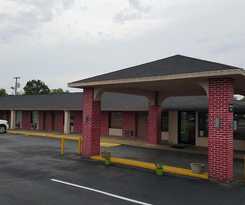 Travelodge by Wyndham Jackson I-40 Exit 82