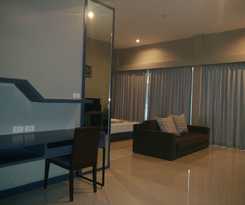 Hotel The Kris Resort